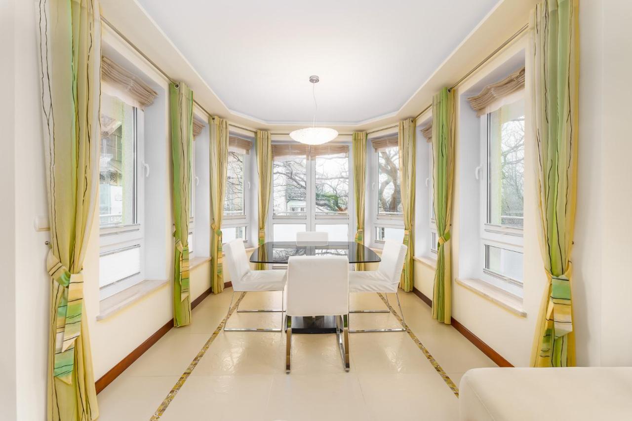 Seaside Apartment With Parking & Ac - 150 M To The Beach By Noclegi Renters Misdroy Exterior foto